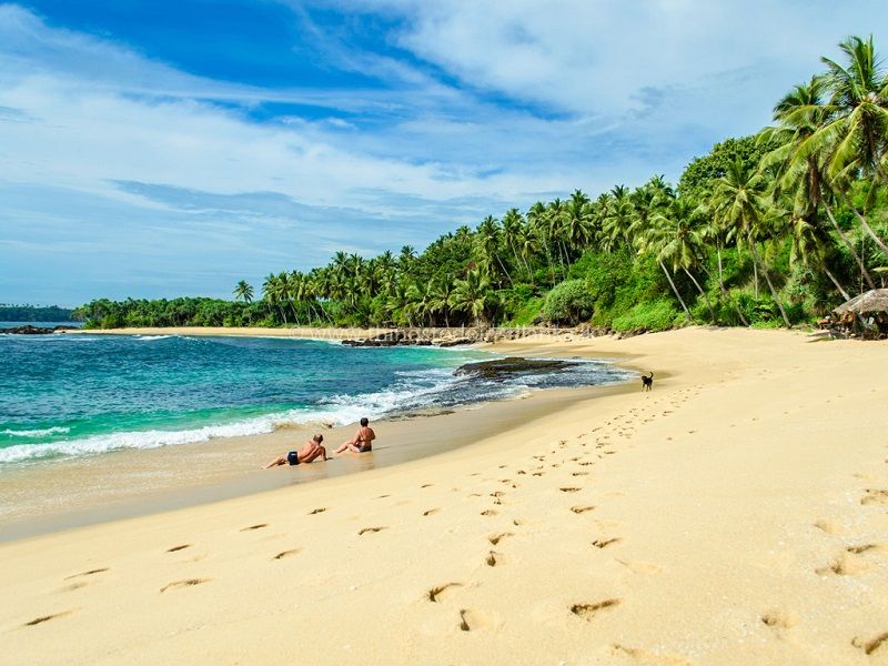 bentota beach srilanka